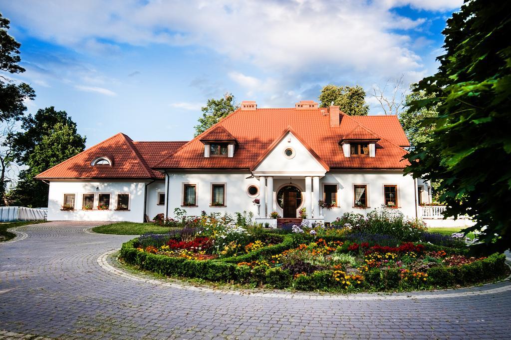 Bialki Dolne Dwor Osmolice Bed & Breakfast エクステリア 写真