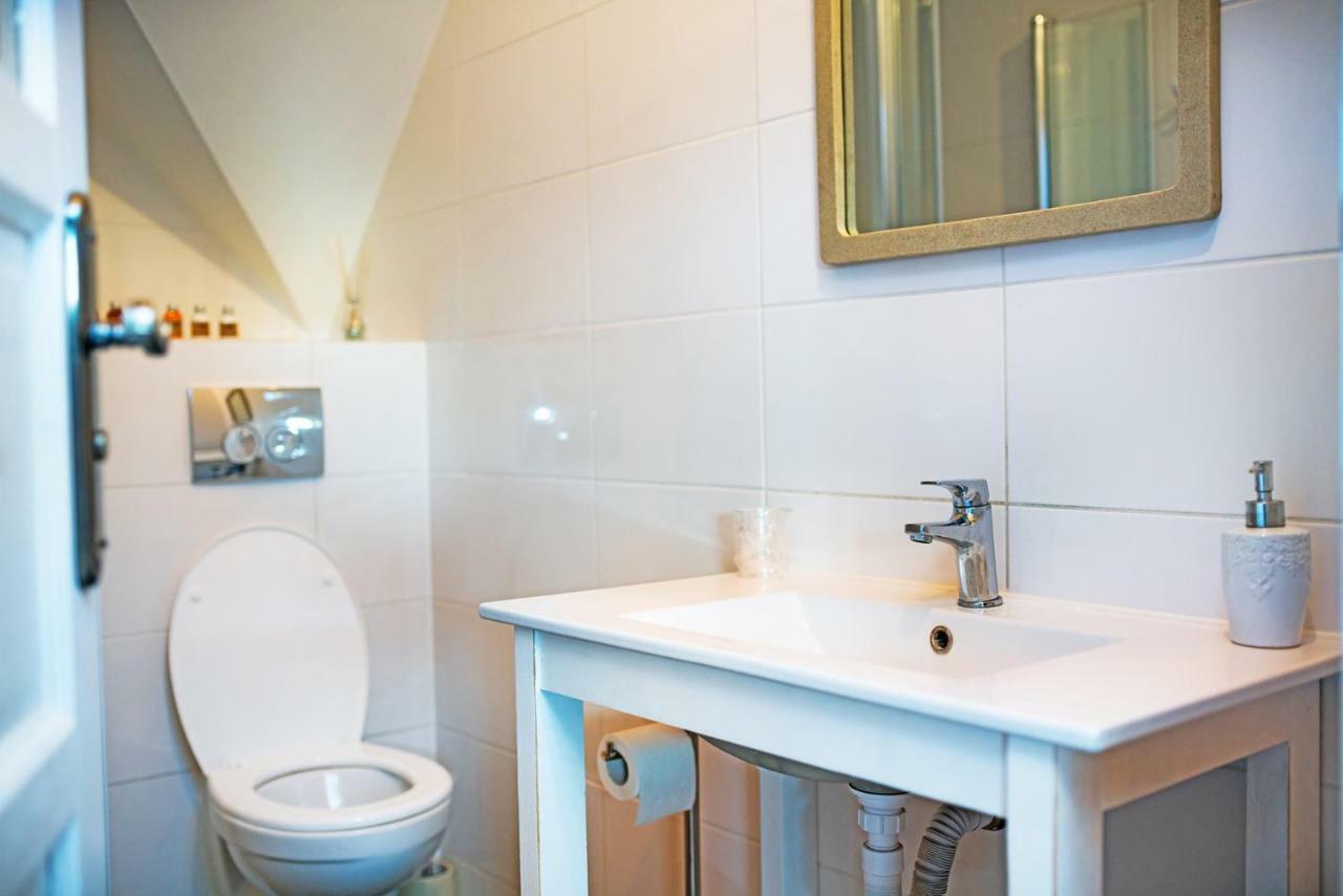 Bialki Dolne Dwor Osmolice Bed & Breakfast エクステリア 写真